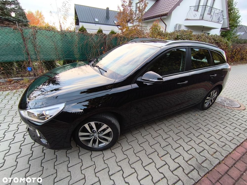 Hyundai i30 1.4 Trend - 4