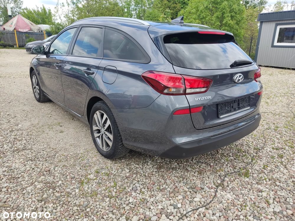 Hyundai i30 blue Kombi 1.4 Style - 7