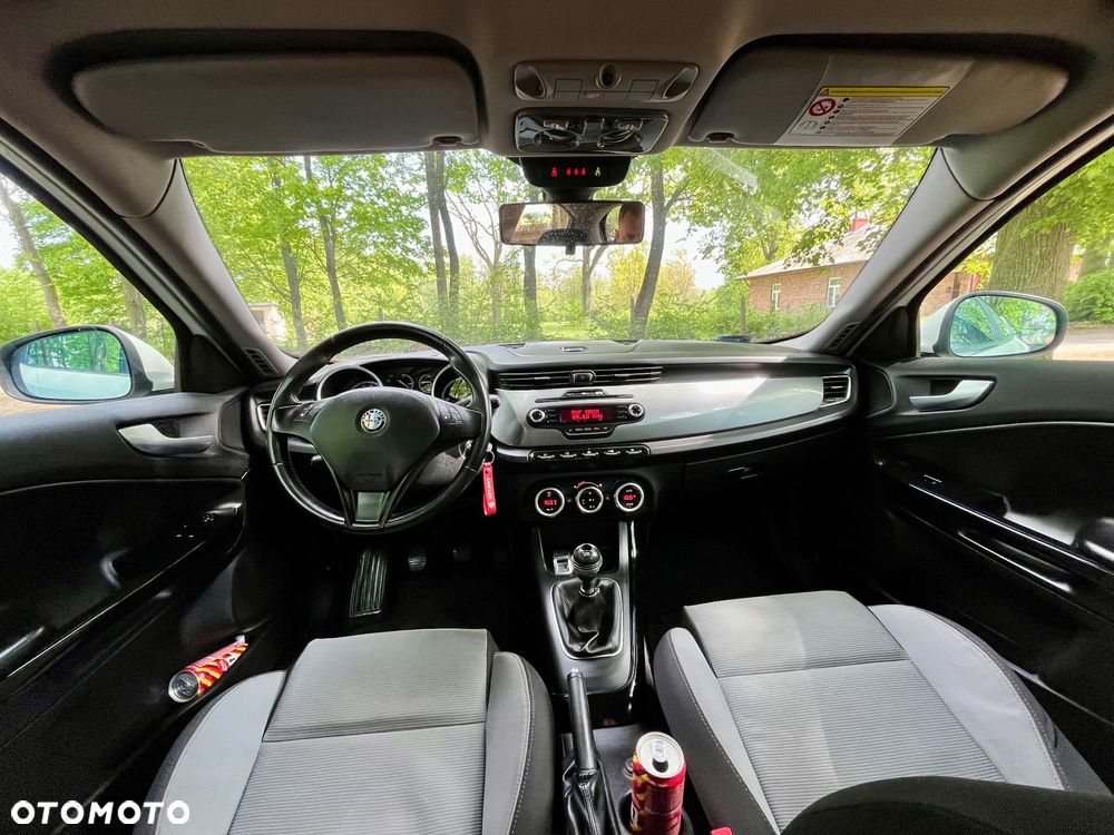 Alfa Romeo Giulietta 2.0 JTDM 16V Turismo - 10