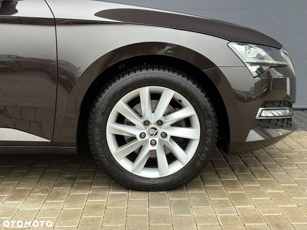 Skoda Superb 2.0 TDI SCR Style DSG - 20
