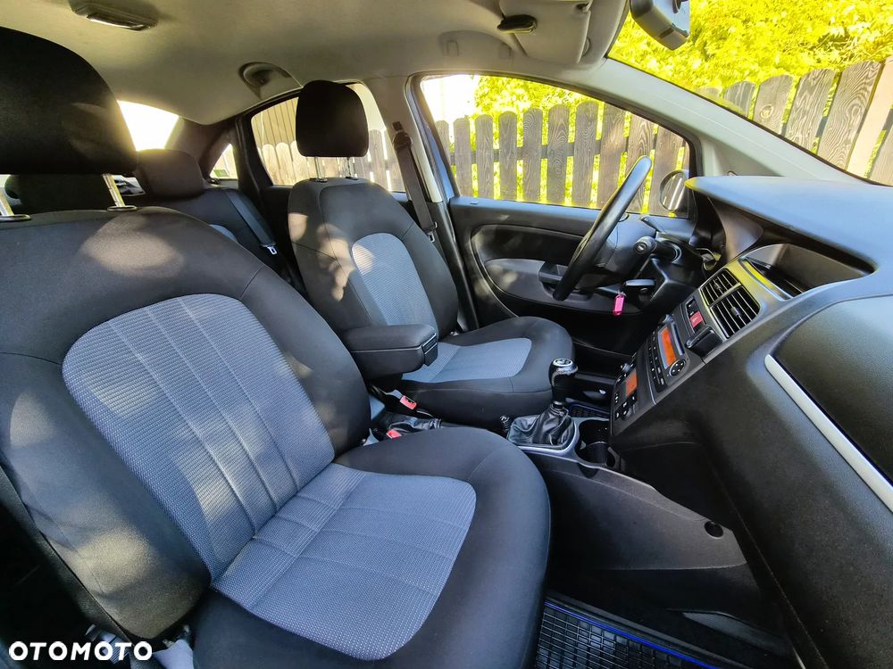 Fiat Linea - 12