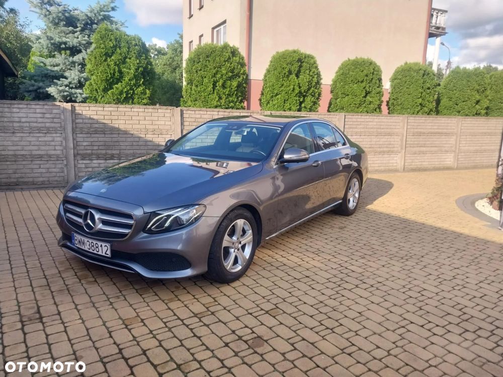 Mercedes-Benz Klasa E 220 d 9G-TRONIC - 2