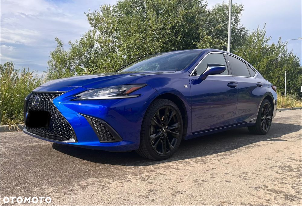 Lexus ES 300h F Sport - 13