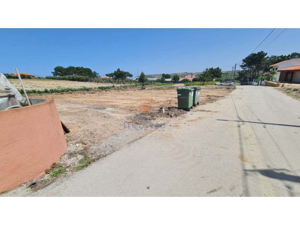 Lote de terreno 720 m2 para moradia na Póvoa de Penafirme | A dos C... - Grande imagem: 3/5