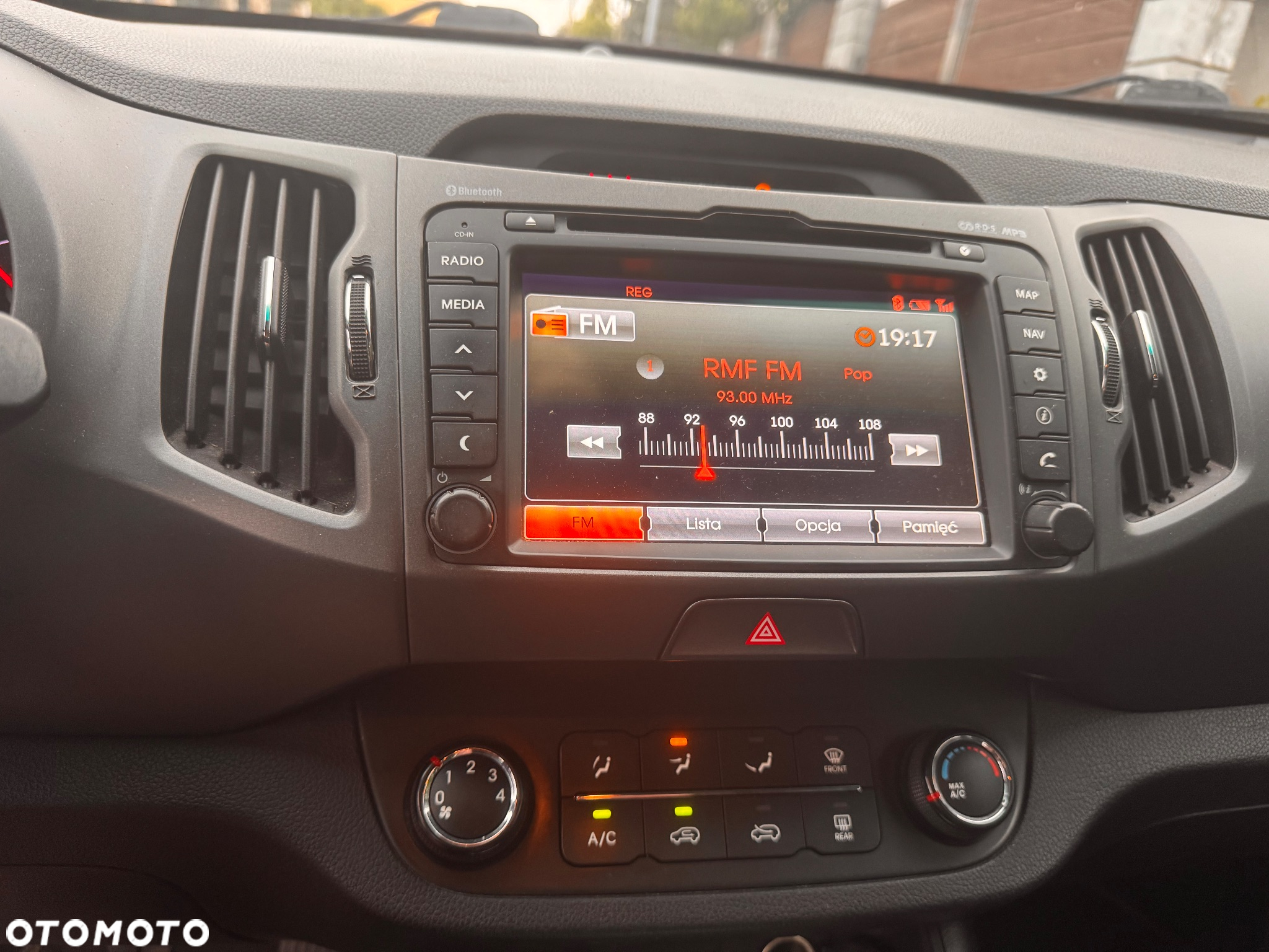 Kia Sportage - 3