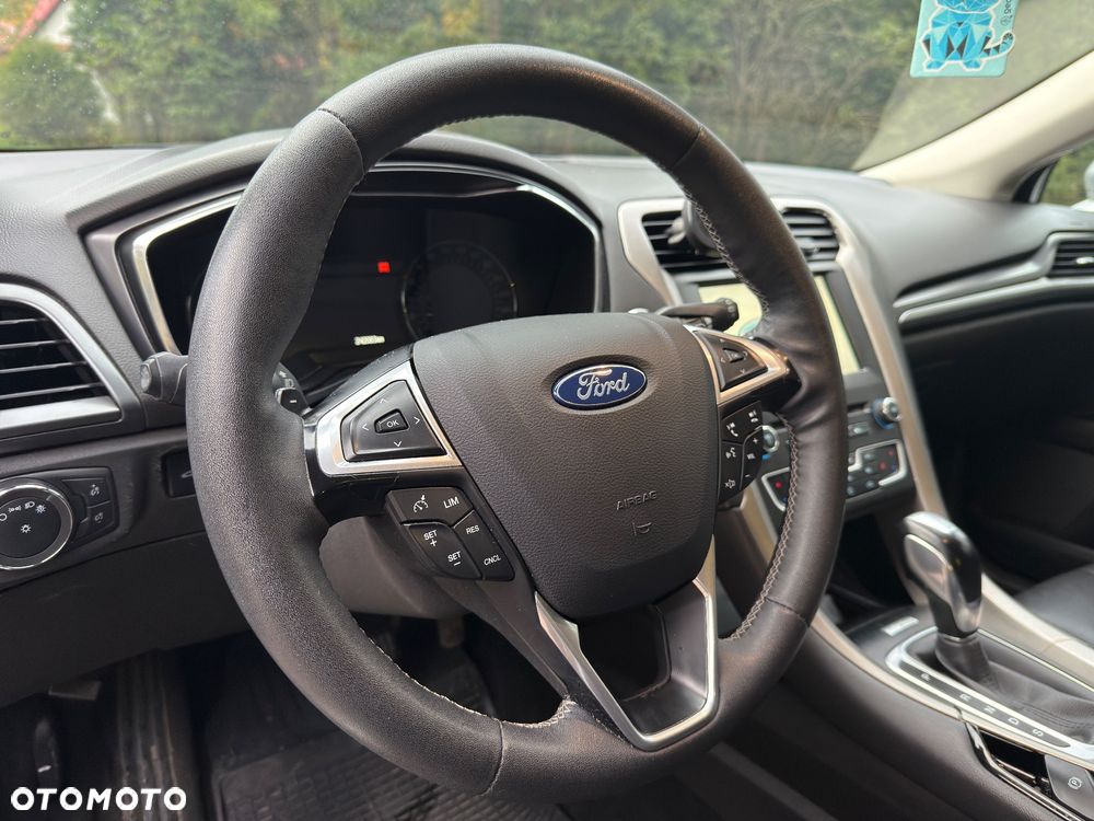 Ford Mondeo 2.0 TDCi Titanium PowerShift - 29