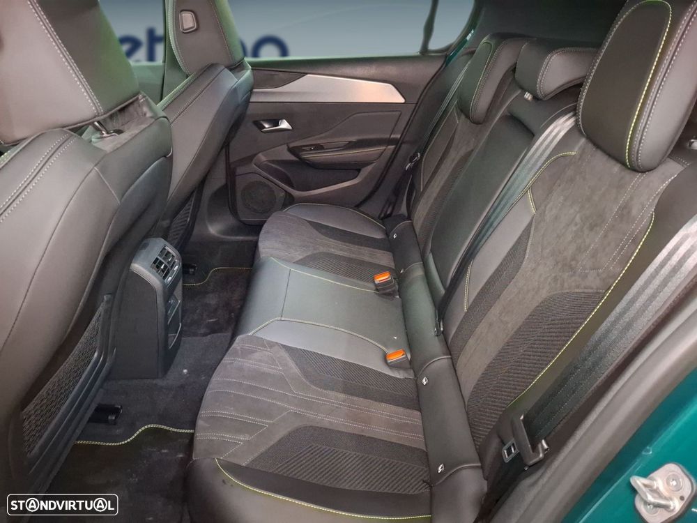 Peugeot e-308 54 kWh GT — fotografia 14