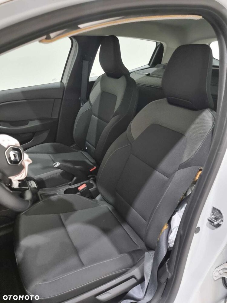 Renault Clio - 19