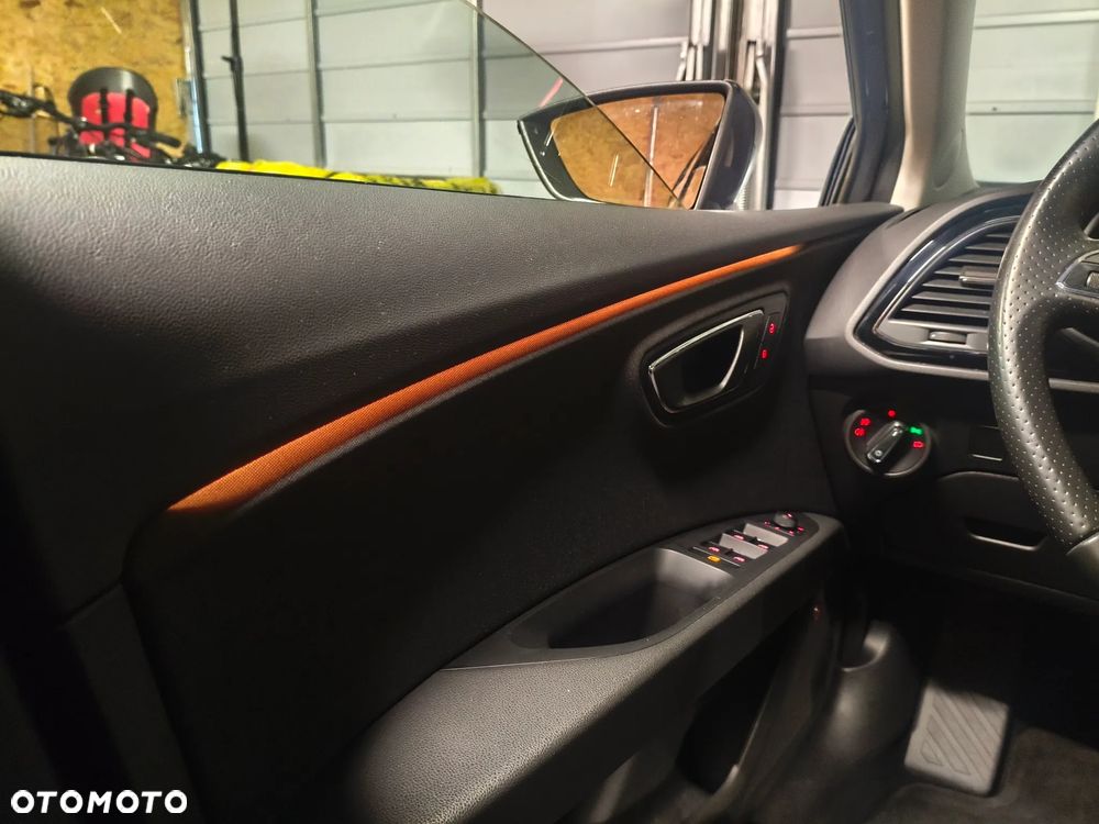 Seat Leon 2.0 EcoTSI FR S&S DSG - 32