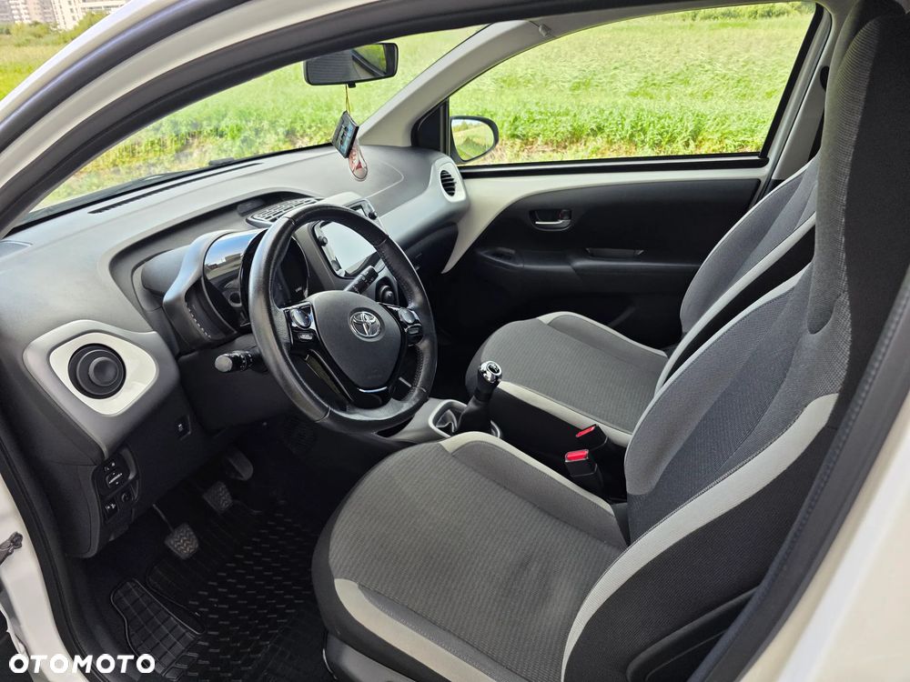 Toyota Aygo 1.0 VVT-i Black Edition - 11