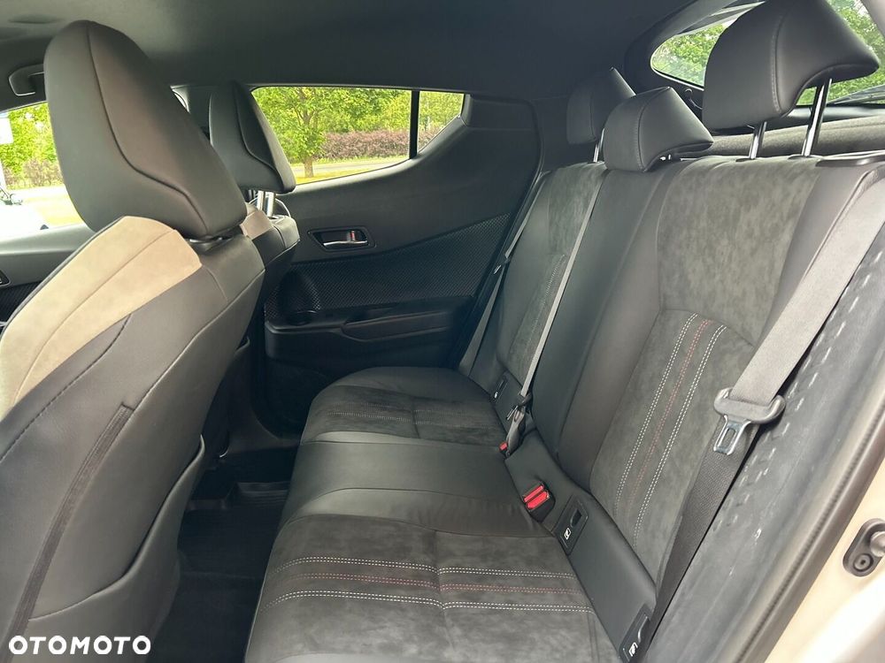 Toyota C-HR 1.8 Hybrid GPF GR Sport - 22