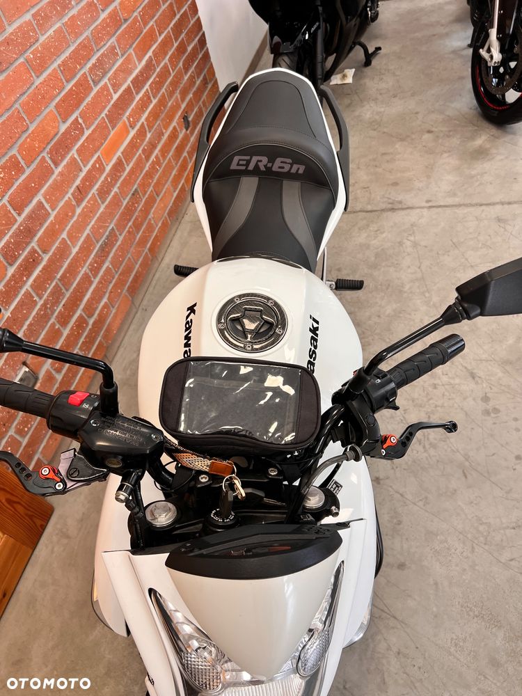Kawasaki ER - 20