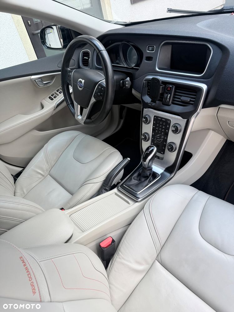 Volvo V40 D2 Drive-E Ocean Race - 7
