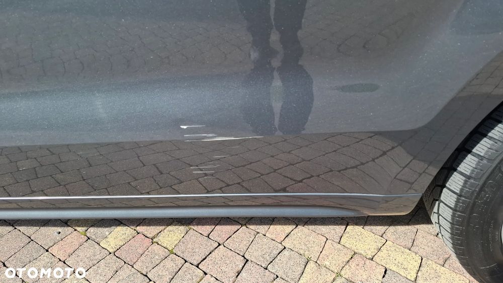 Volkswagen Sharan 2.0 TDI Highline - 29