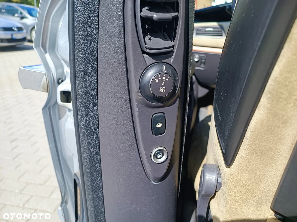 Lancia Phedra 2.0 Multijet 16v DPF Executive - 23