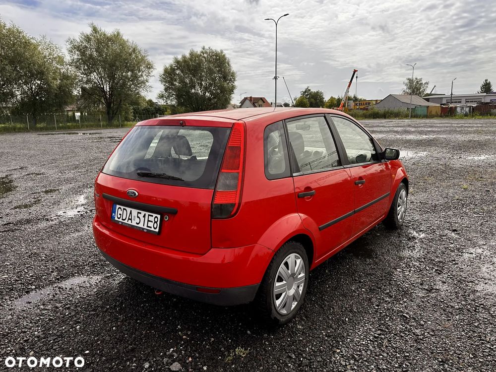 Ford Fiesta - 12