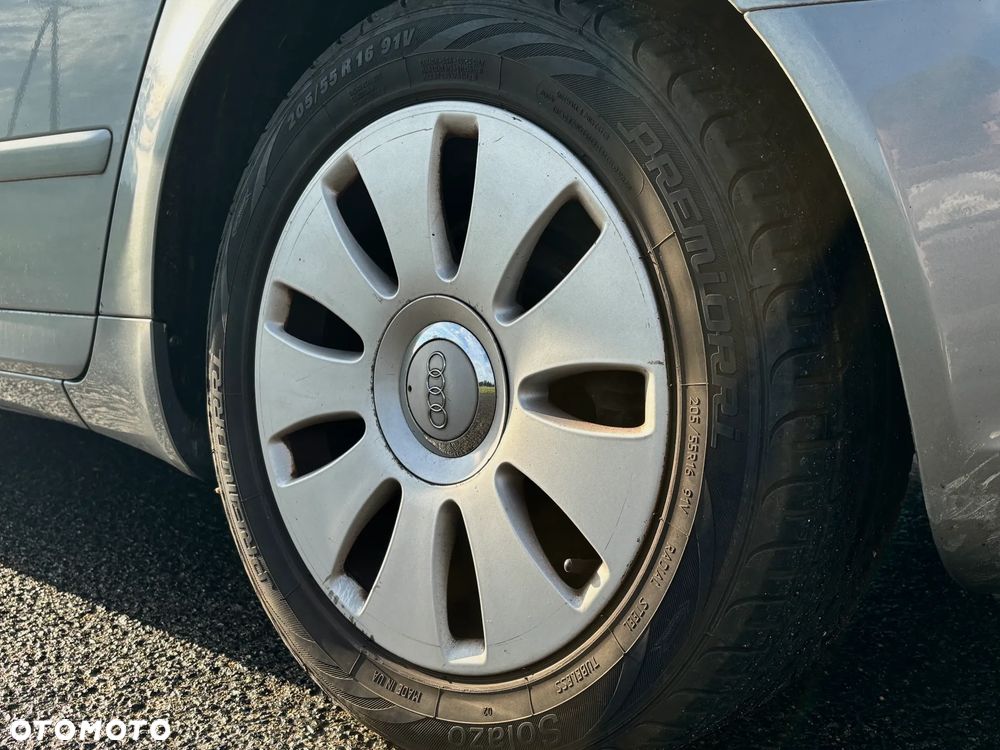 Audi A4 Limousine 1.6 - 3