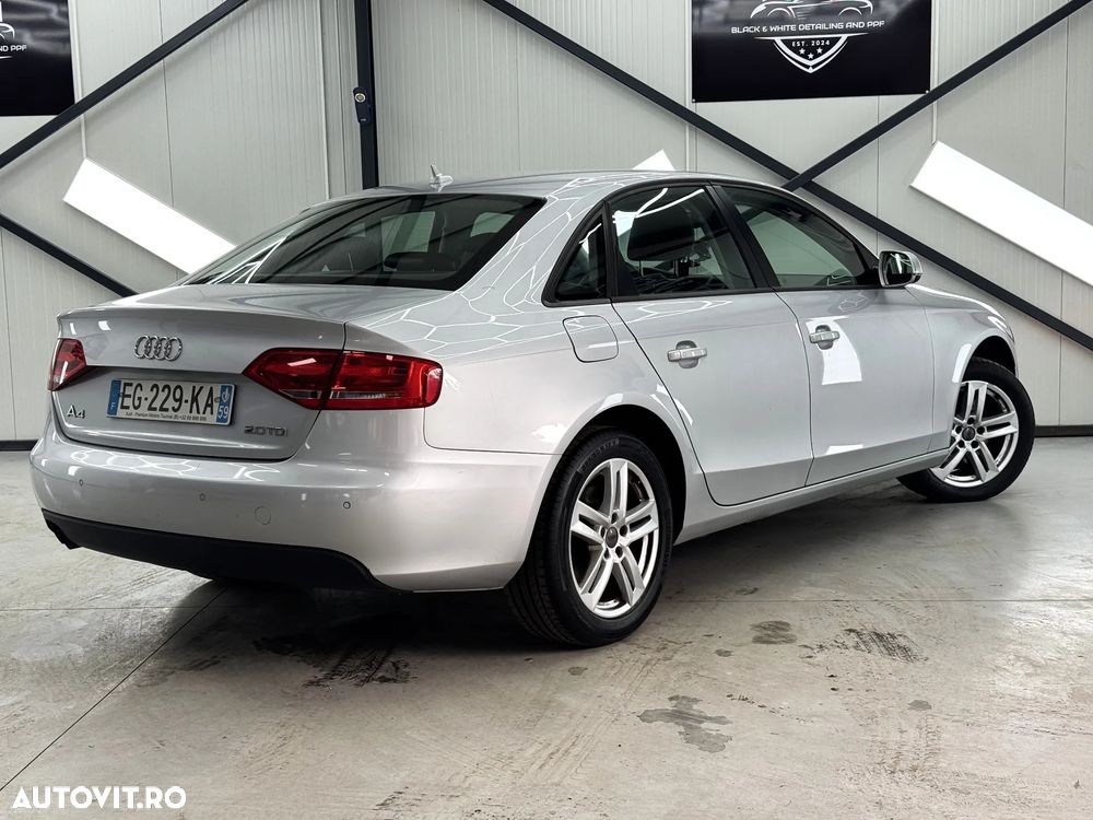 Audi A4 Limuzina 2.0 TDI DPF multitronic Attraction - 14