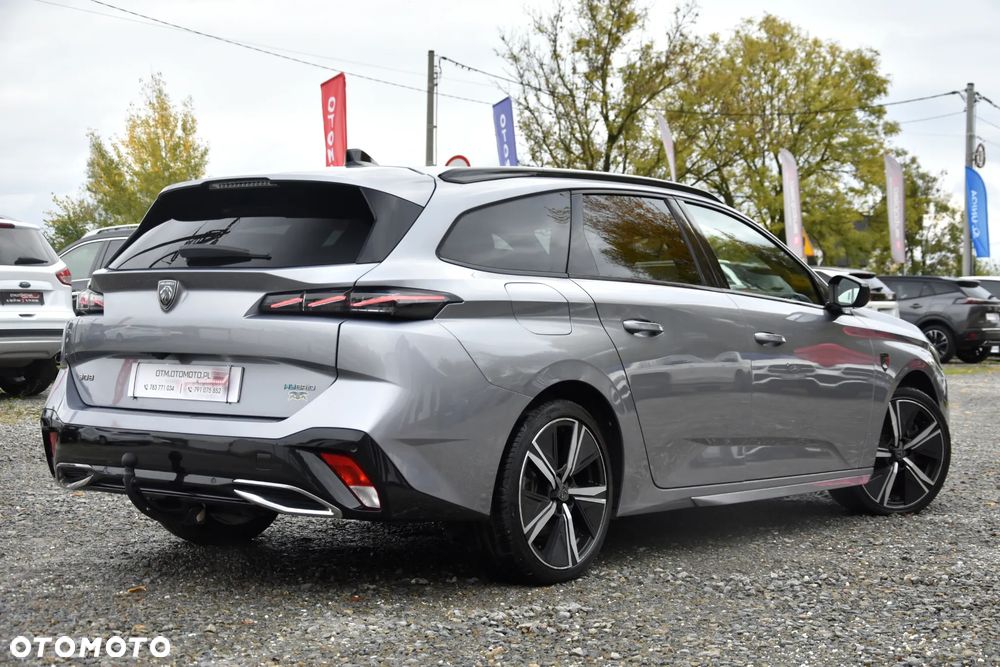Peugeot 308 225 e-EAT8 GT - 9
