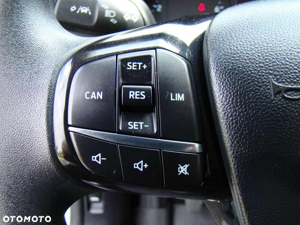 Ford Fiesta 1.1 S&S COOL&CONNECT - 19