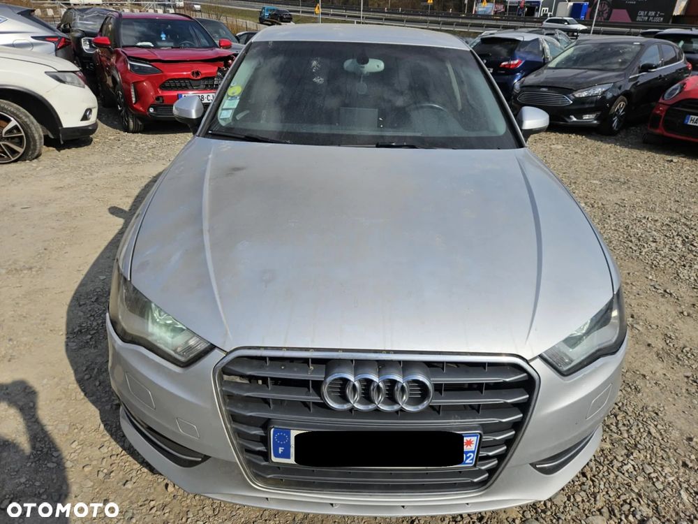 Audi A3 Sportback 2.0 TDI S tronic S line Sportpaket - 12