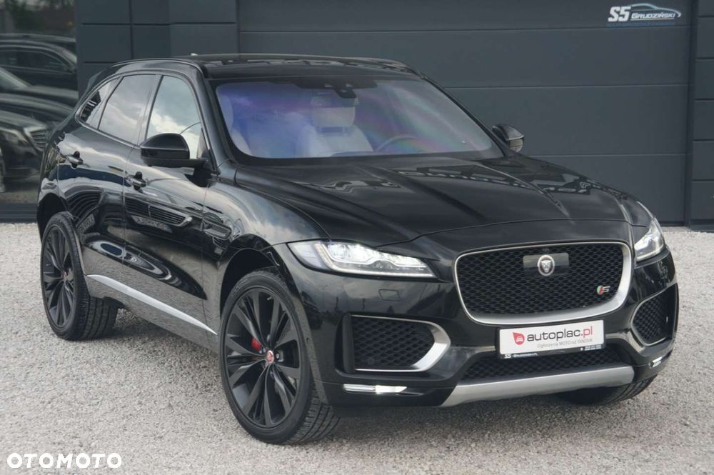 Jaguar F-Pace - 3