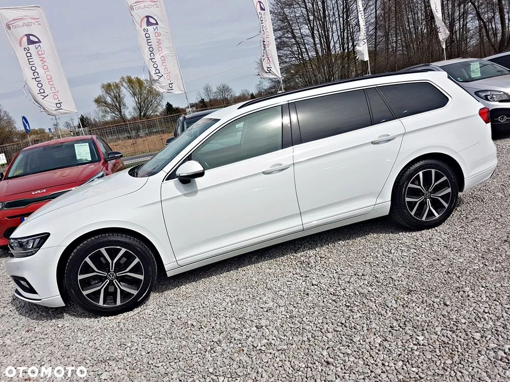 Volkswagen Passat 2.0 TDI EVO Business - 29