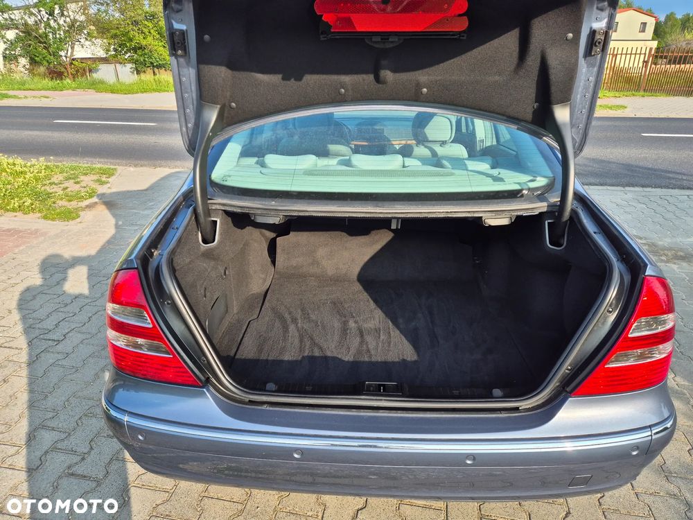 Mercedes-Benz Klasa E - 13