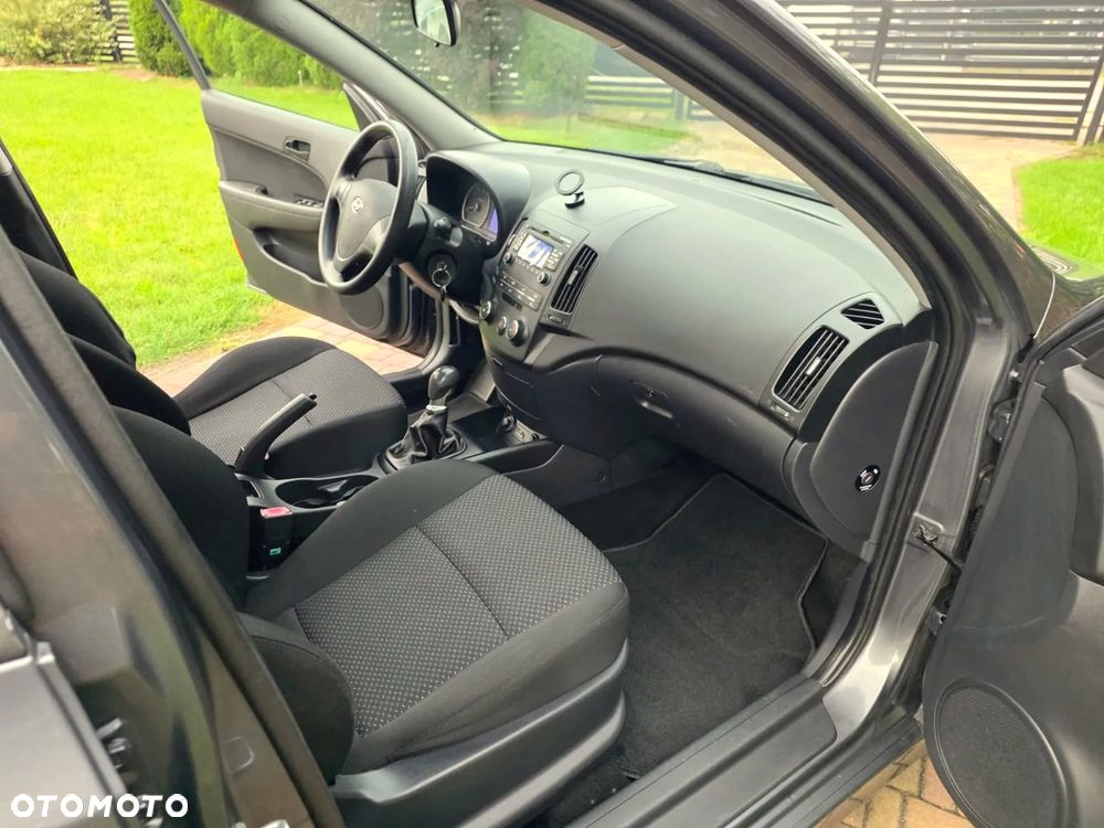 Hyundai i30 1.4 Base EU5 - 8