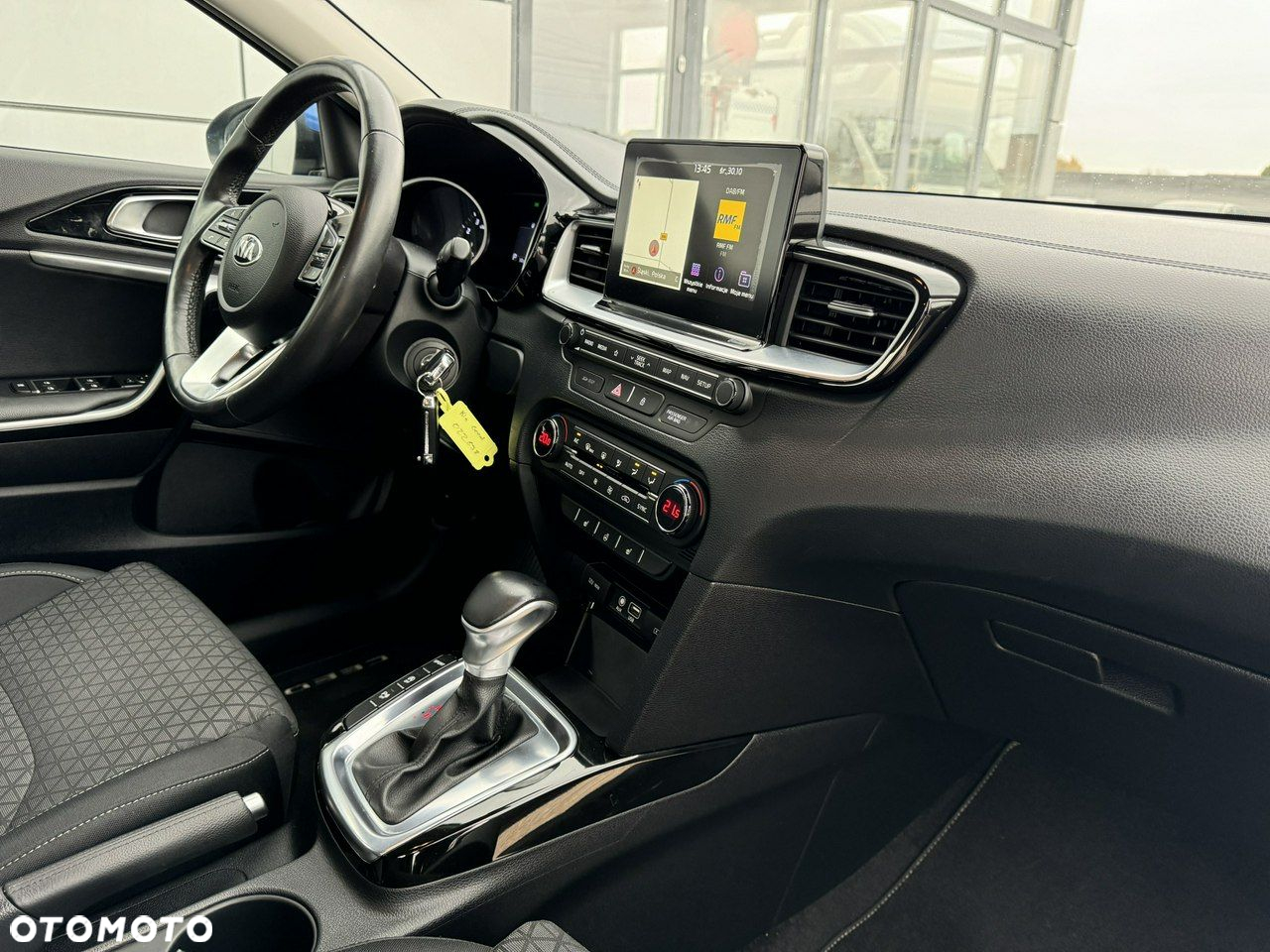 Kia Ceed - 14