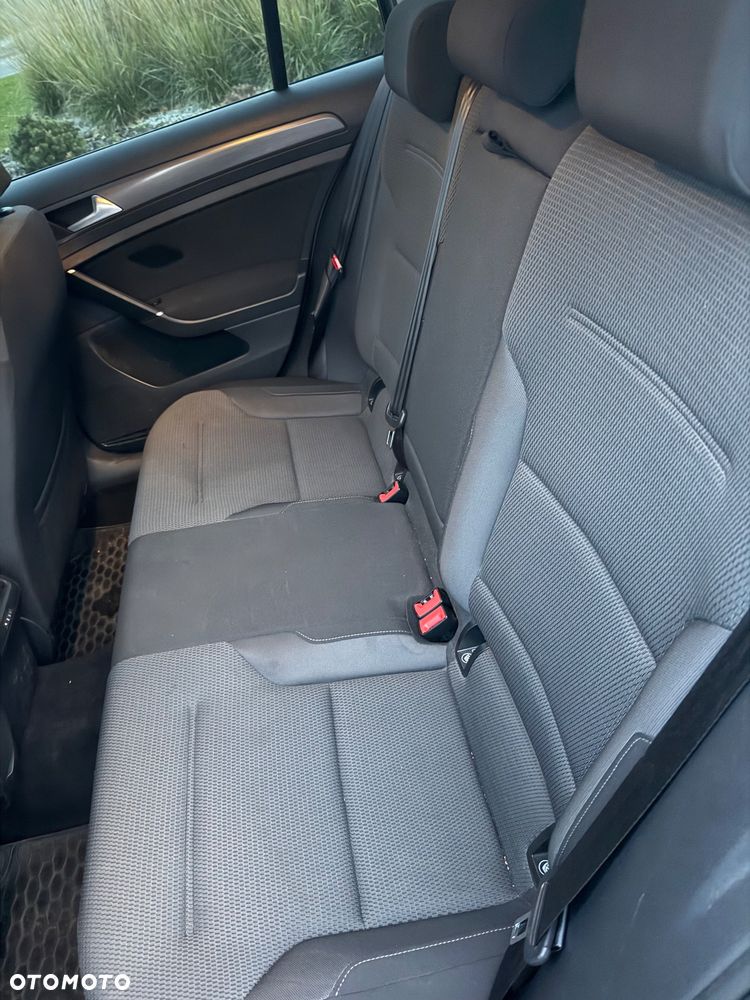 Volkswagen Golf - 7