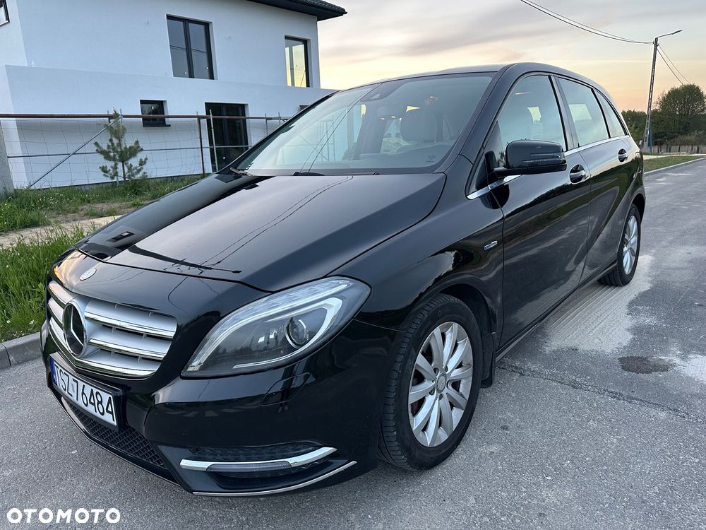 Mercedes-Benz Klasa B 180 BlueEFFICIENCY Edition Style - 1
