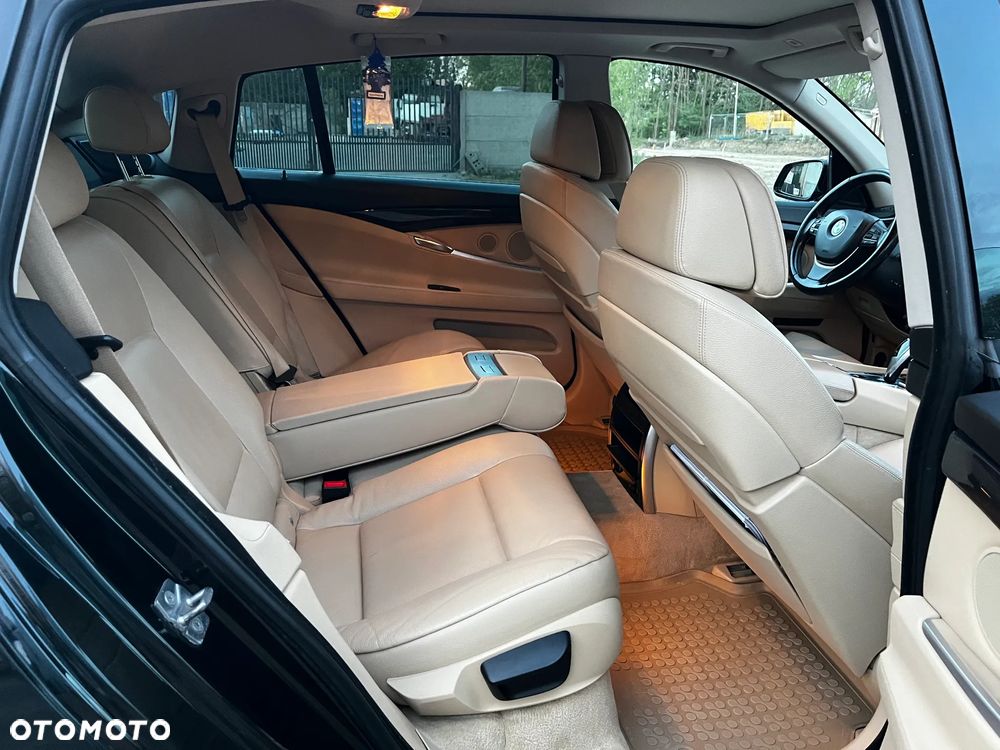 BMW 5GT 530d - 9