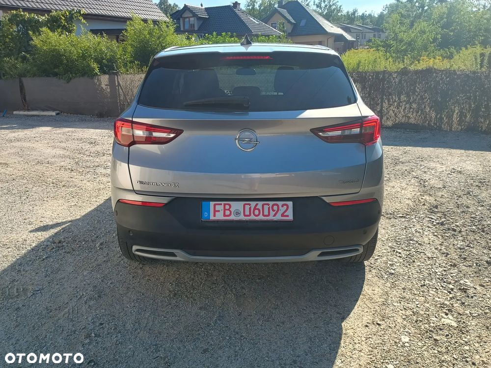 Opel Grandland X 1.2 Start/Stop Business Elegance - 8