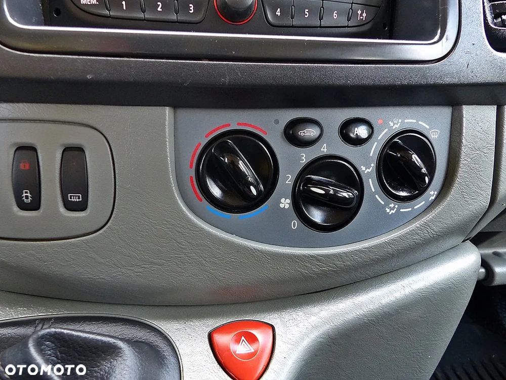 Renault Trafic - 35
