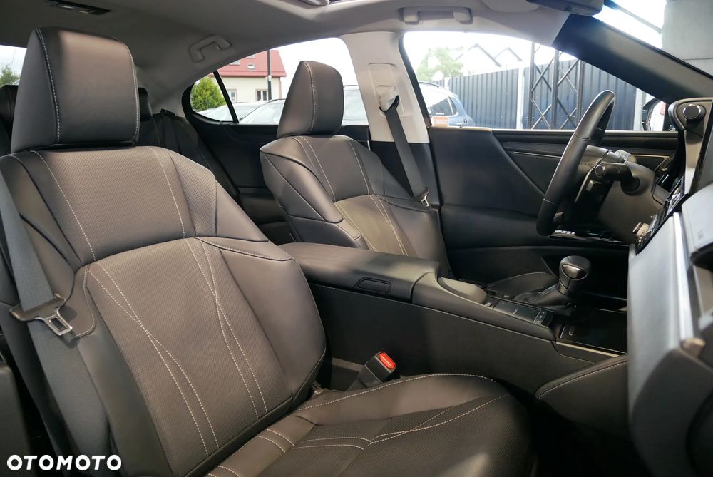 Lexus ES 300h Prestige - 13