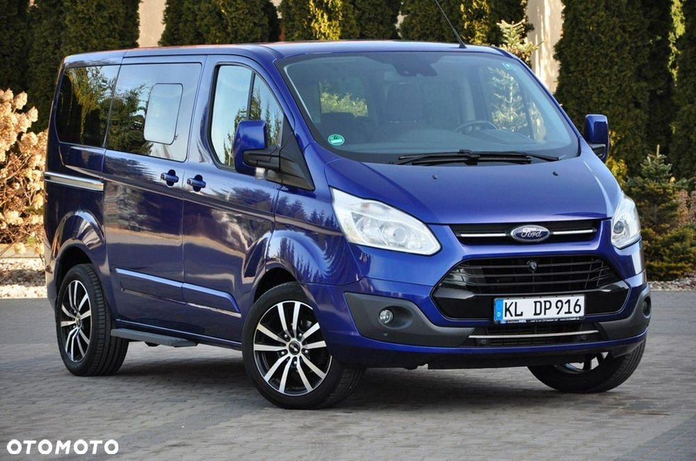 Ford Tourneo Custom - 9