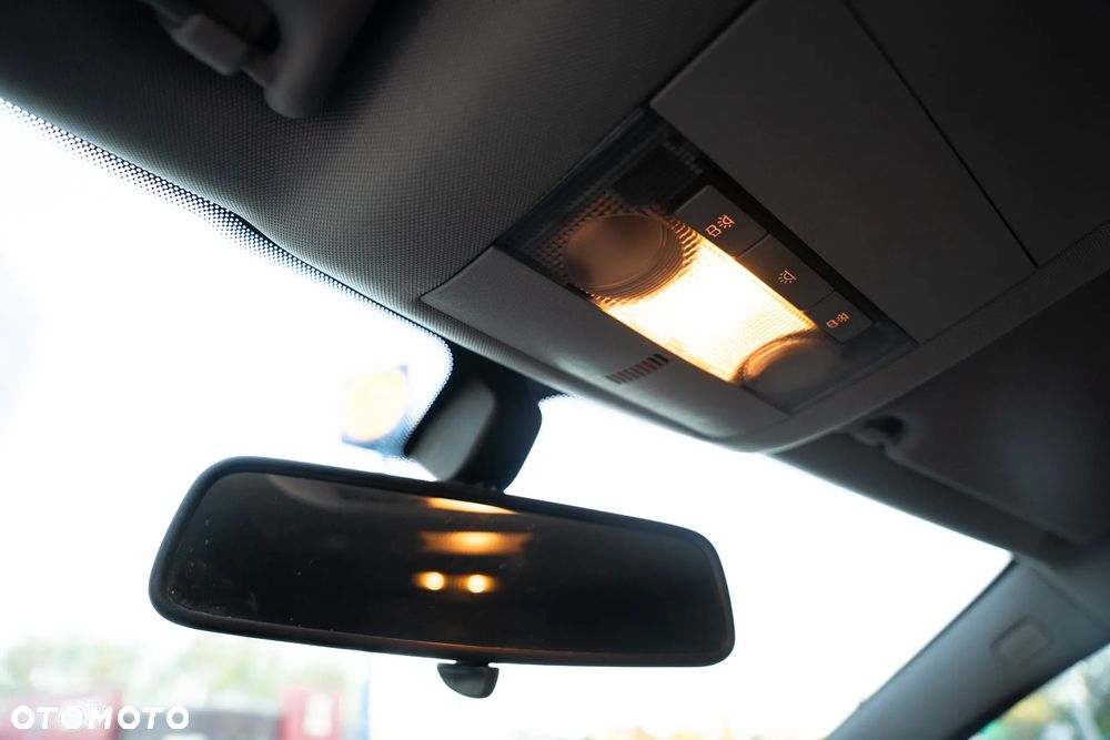 Opel Astra 1.6 Cosmo - 19