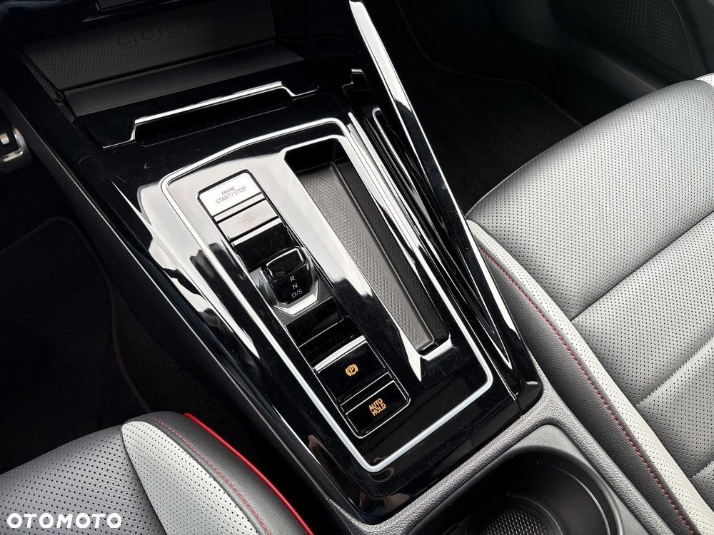 Volkswagen Golf 2.0 TSI GTI DSG - 33