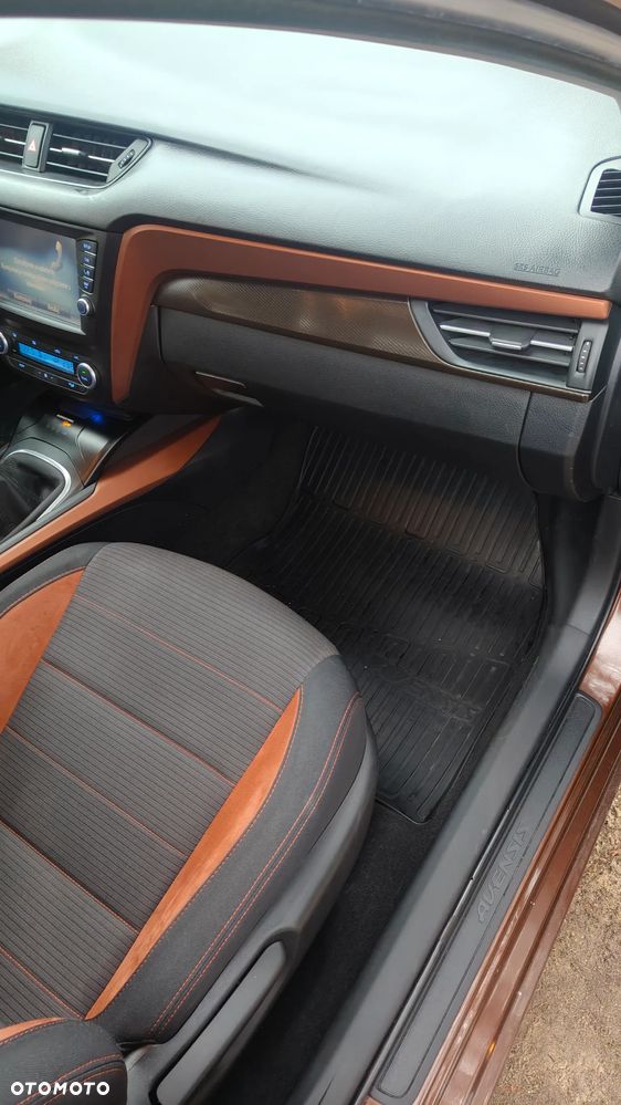 Toyota Avensis 1.8 Selection - 14