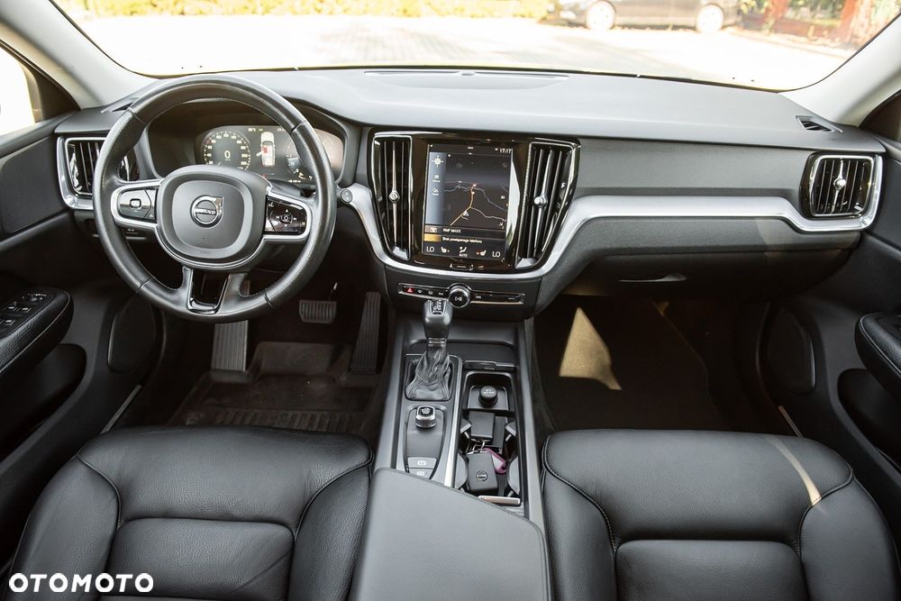 Volvo V60 D4 AWD Geartronic Momentum - 29