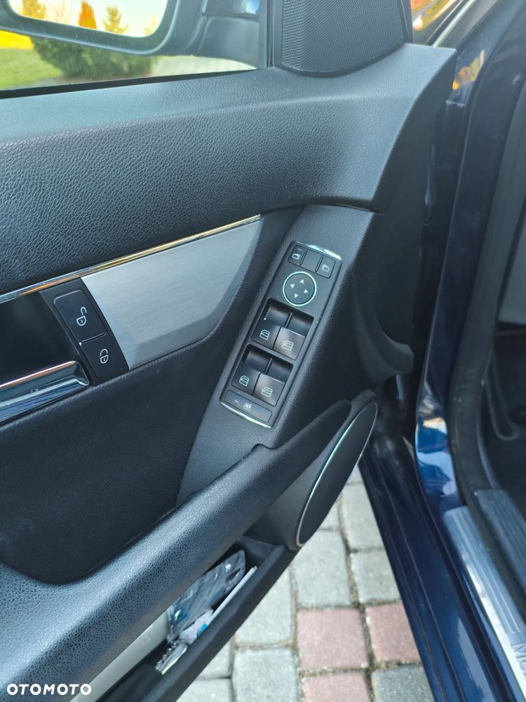 Mercedes-Benz Klasa C 180 Kompressor - 12