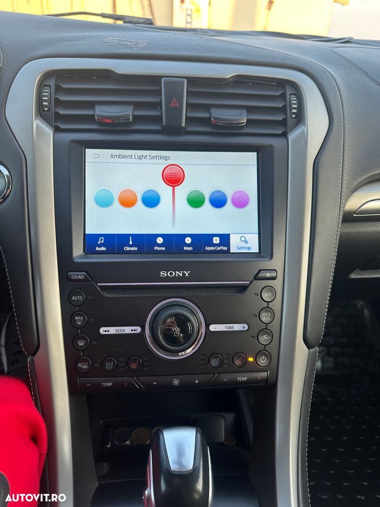 Ford Mondeo 2.0 HEV Vignale - 24