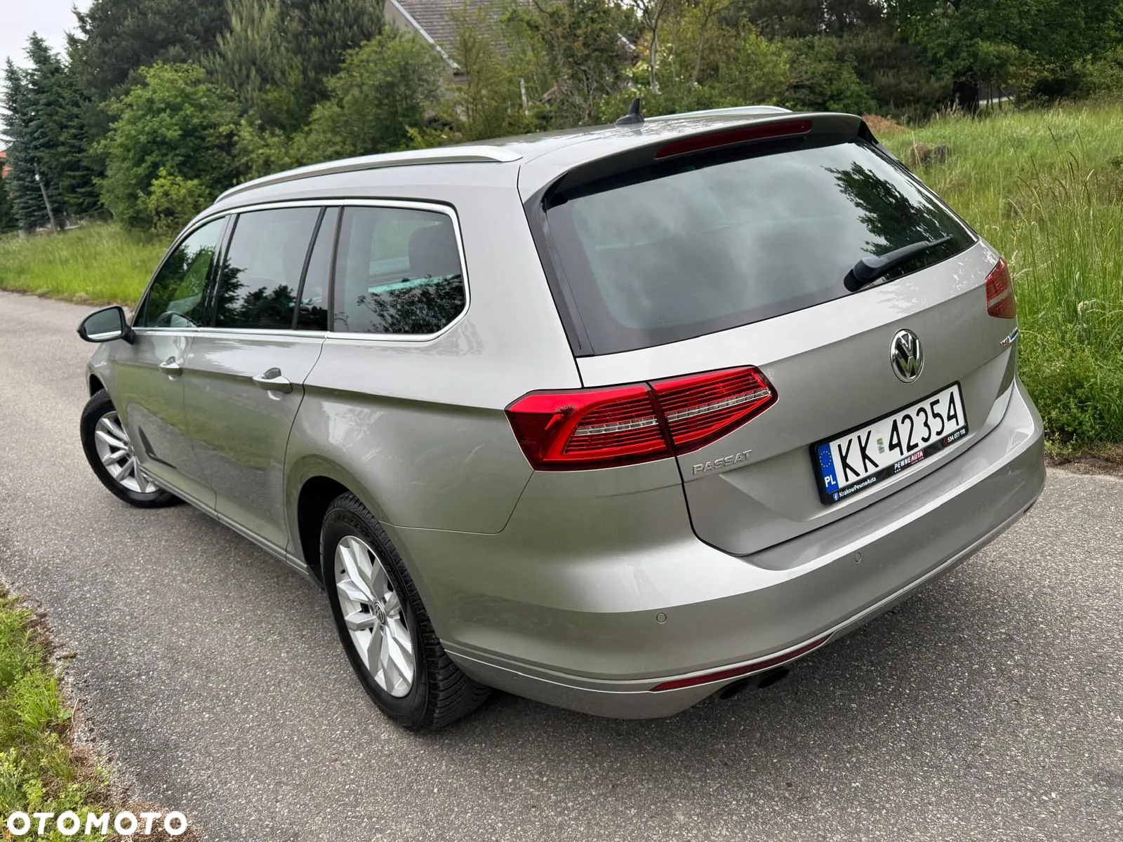 Volkswagen Passat Variant 1.8 TSI (BlueMotion Technology) DSG Comfortline - 5