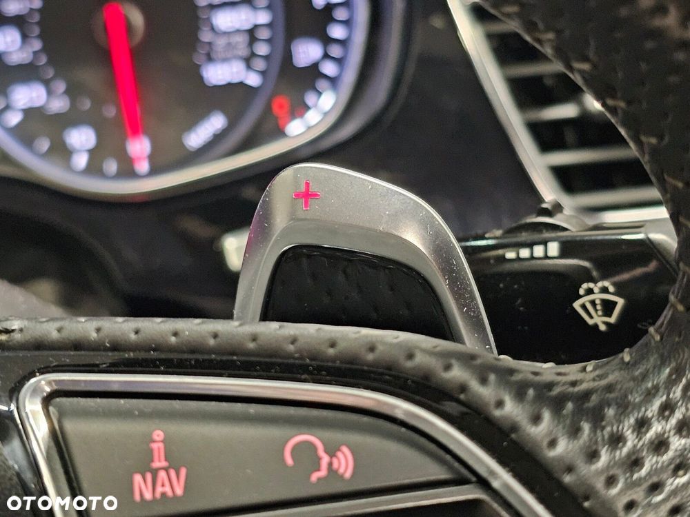 Audi A8 - 25