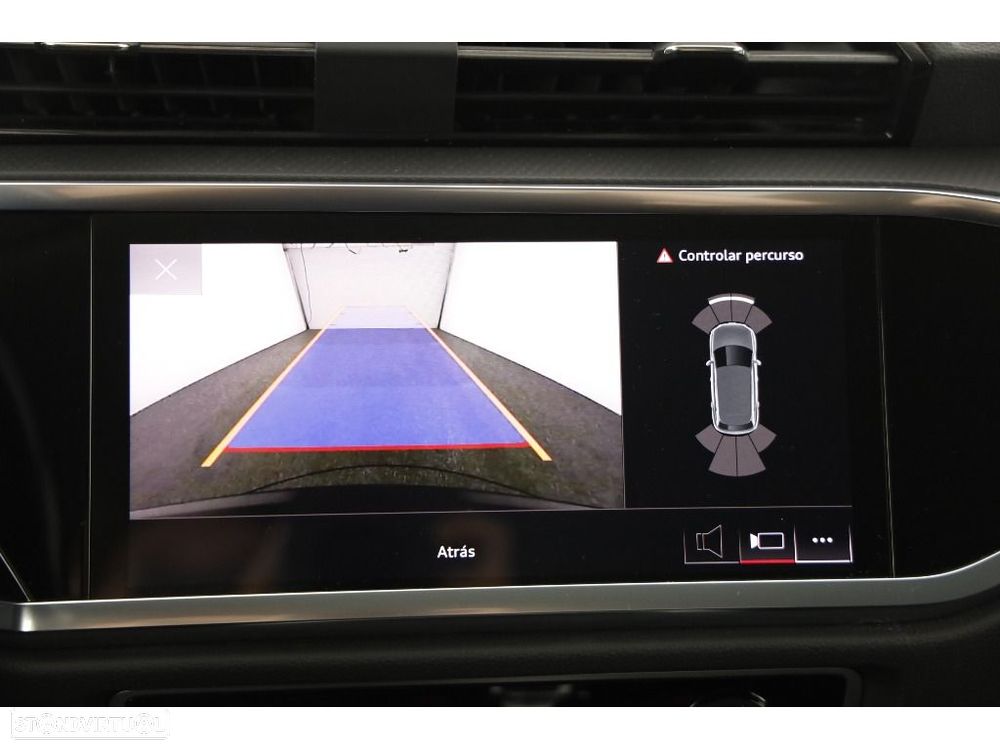 Audi Q3 45 TFSIe S tronic - 27