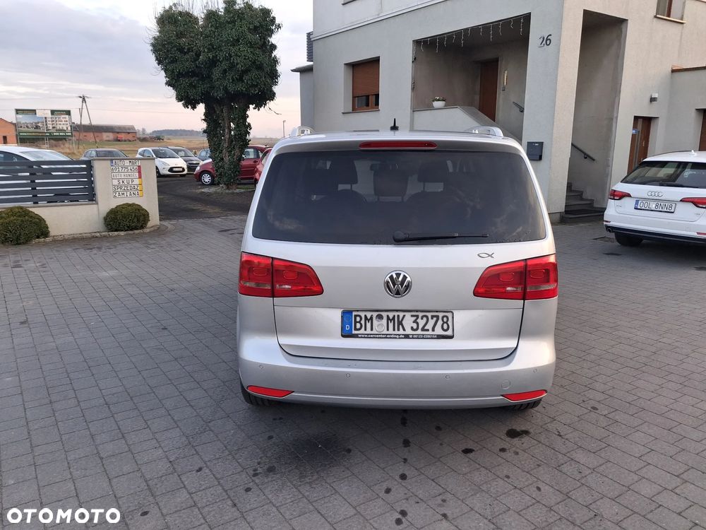 Volkswagen Touran 1.2 TSI STYLE - 17