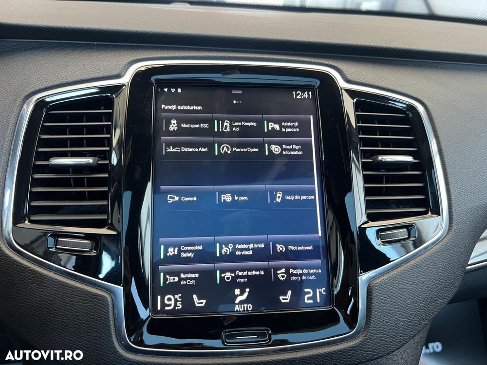 Volvo XC 90 - 24
