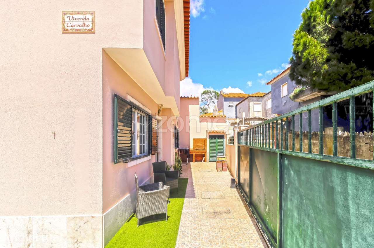 Moradia T3+1, Rio de Mouro, Sintra - Grande imagem: 5/38