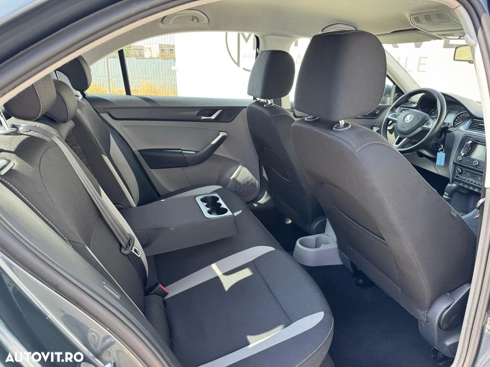 Skoda RAPID Spaceback 1.4 TSI DSG Drive Green tec - 10